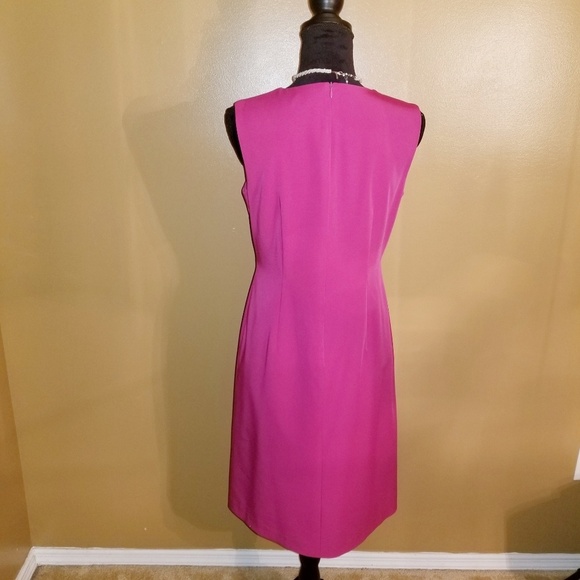 Harve Benard Sheath Dress - Picture 2 of 3